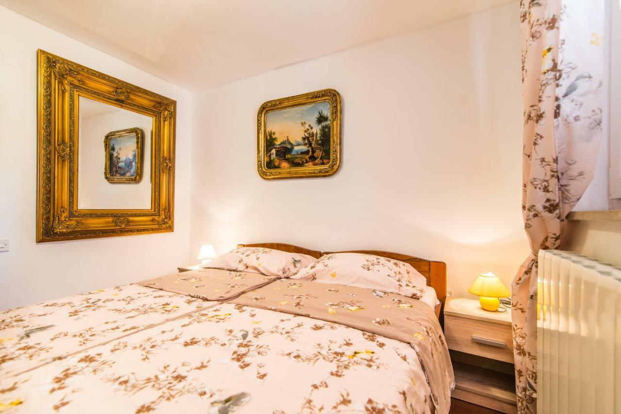 Marina Apartment *
